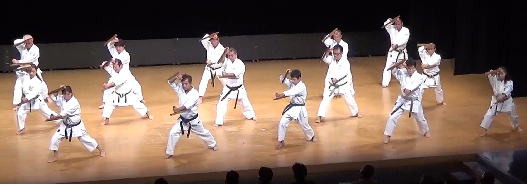 浜比嘉のトンファ